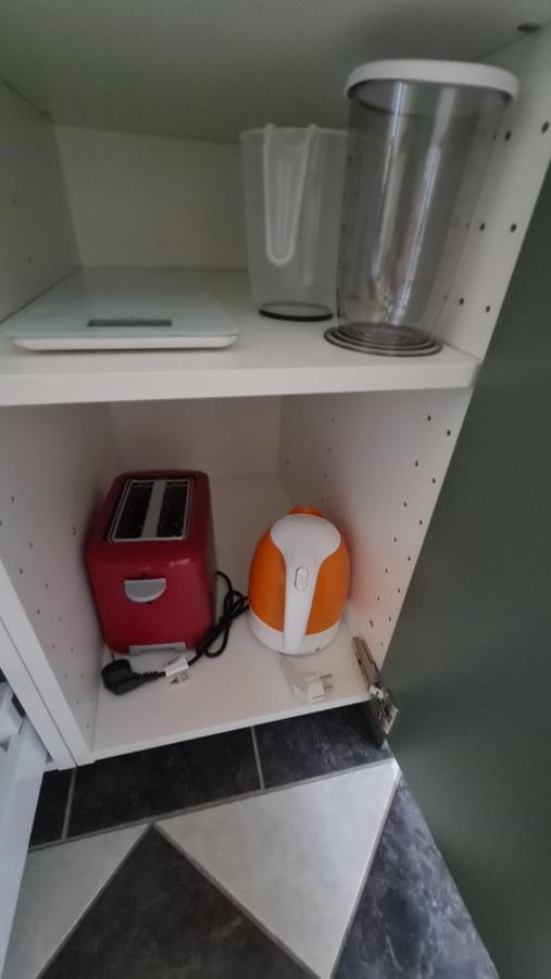 Appartement Lavendel, Ferienwohnung Mit Eigenem Eingang Wie Ein Kleines Haus Bad Salzuflen Bagian luar foto