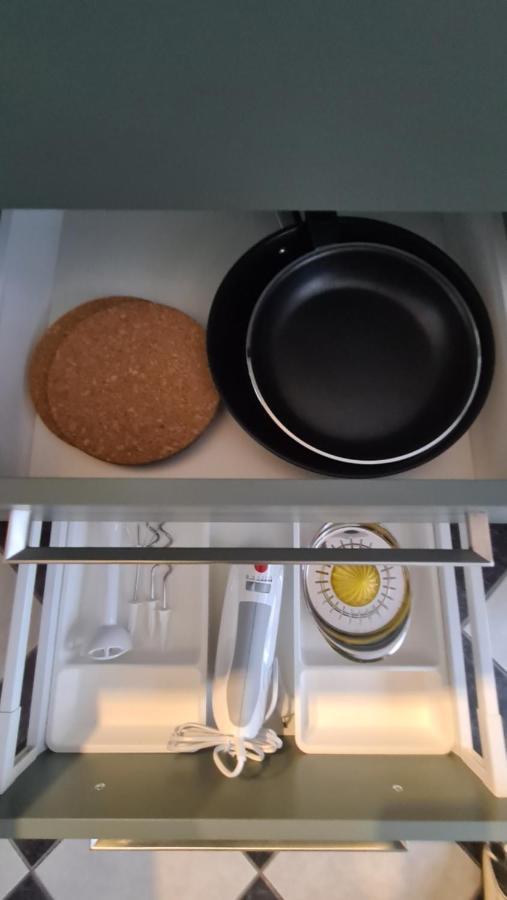 Appartement Lavendel, Ferienwohnung Mit Eigenem Eingang Wie Ein Kleines Haus Bad Salzuflen Bagian luar foto
