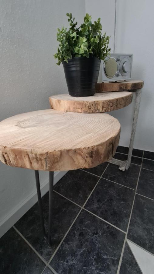 Appartement Lavendel, Ferienwohnung Mit Eigenem Eingang Wie Ein Kleines Haus Bad Salzuflen Bagian luar foto
